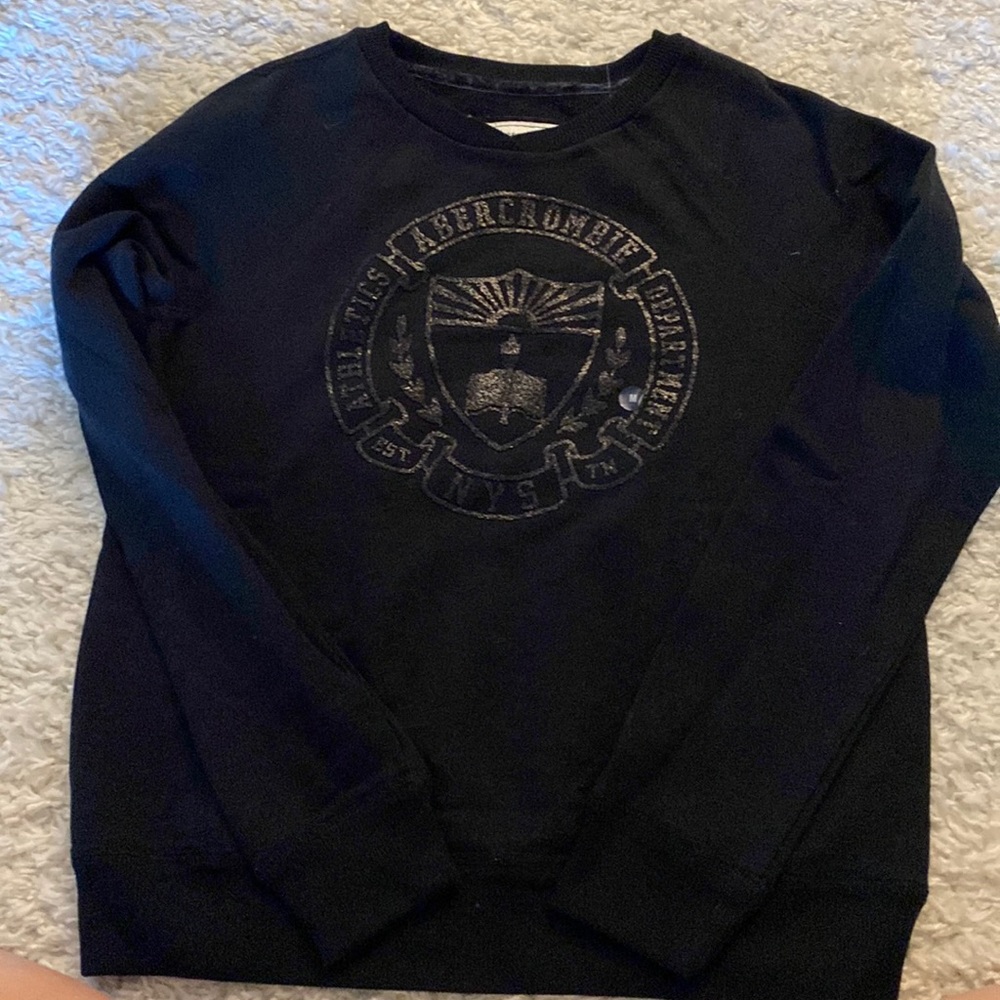 Black crew Abercrombie sweatshirt